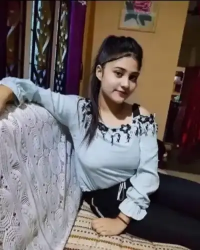 Escorts Service In Yawal
