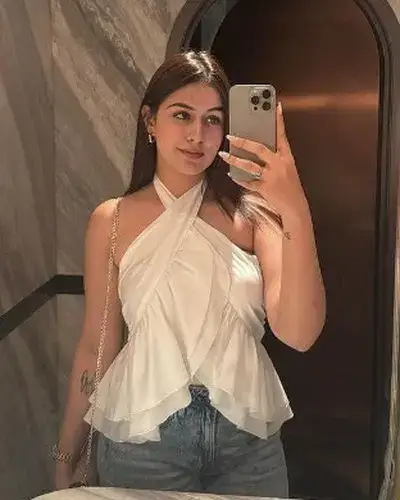 Escorts In Yawal